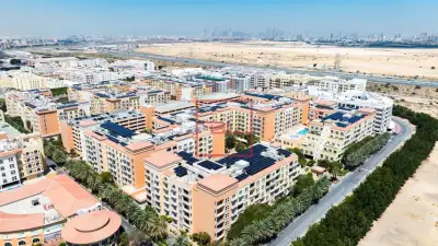 Dubai Investments & Al Mujama Unveil Megawatt-Sized Solar Power Plant