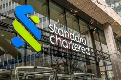 Standard Chartered Launches Institutional Bitcoin & Ether Trading